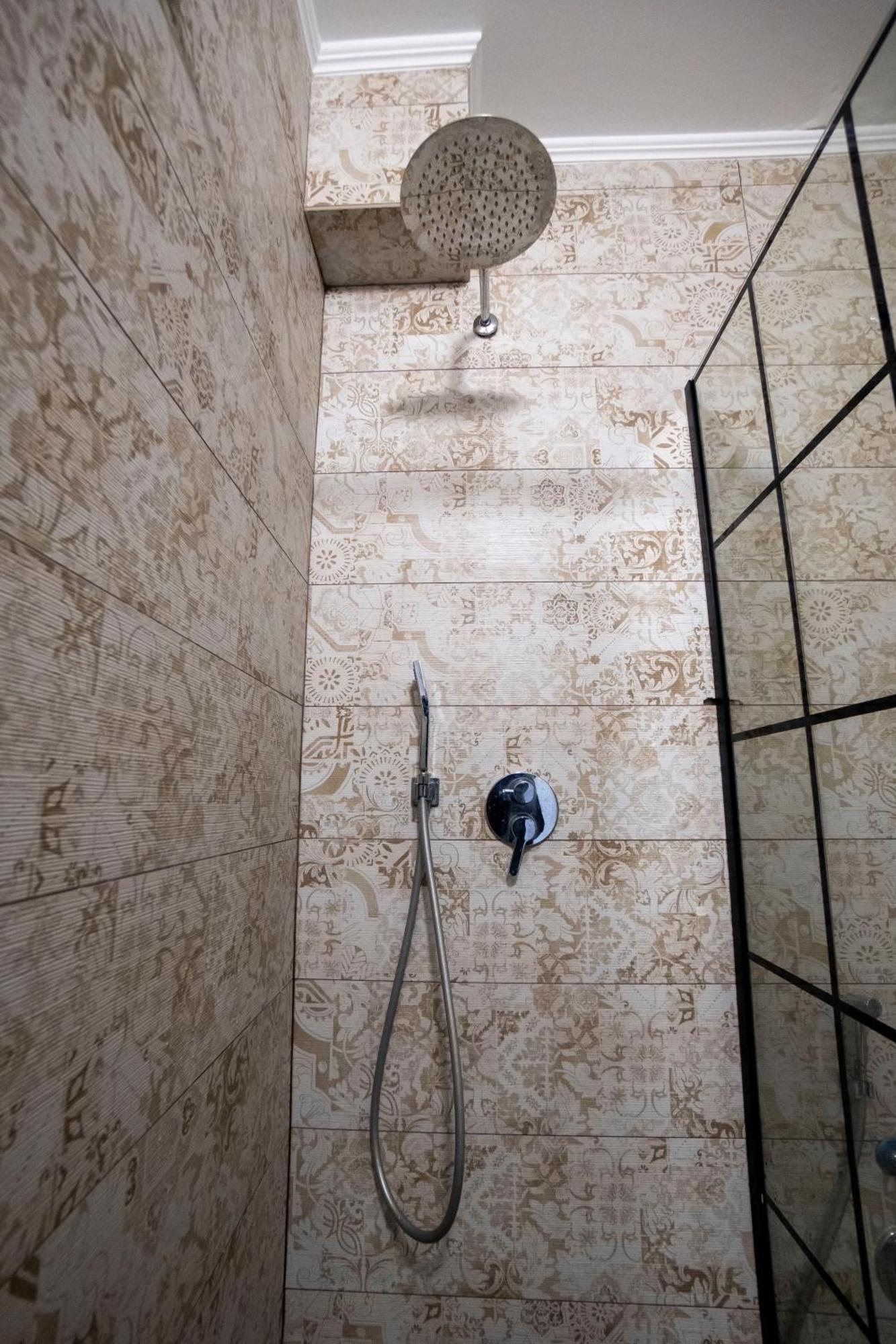 Tuttomondo Apartments 格勒姆 外观 照片